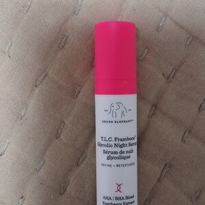 Drunk Elephant T.L.C. Framboos Glycolic Night Serum